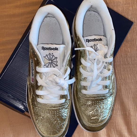 Club double Reebok shoes - Picture 2 of 4